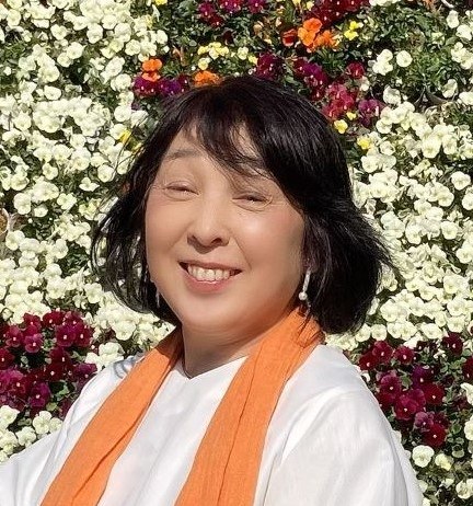 講師 すずきともこ